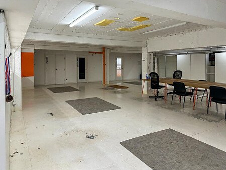 office location empty-01