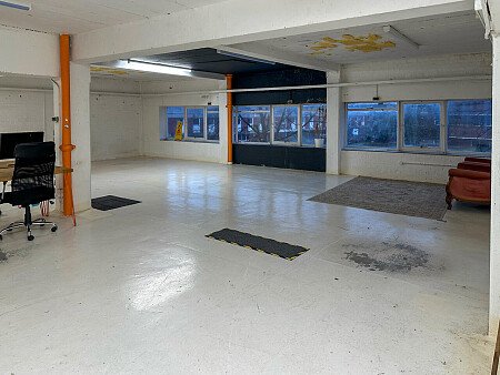 office location empty-05