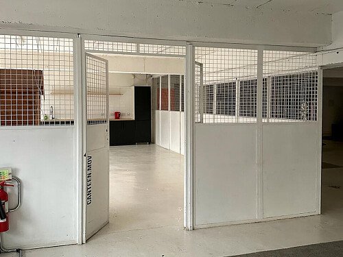 office location empty-07