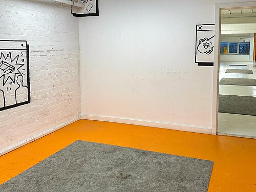 office location empty-19