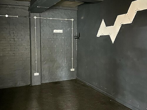 office location empty-22