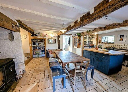 WhatsApp Image 2025-06-30 at 20.00.41