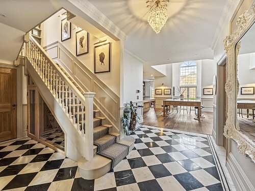 New Church Road, 77-044