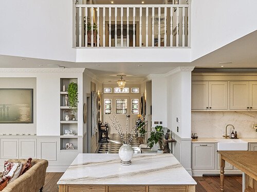 New Church Road, 77-026