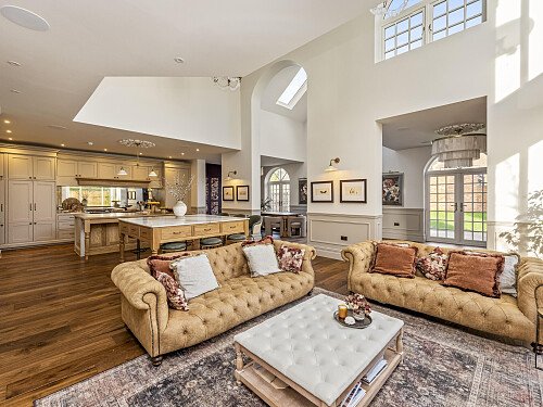 New Church Road, 77-028