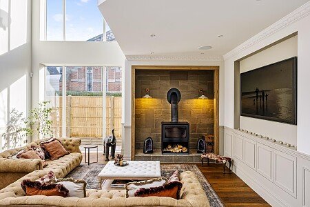 New Church Road, 77-027