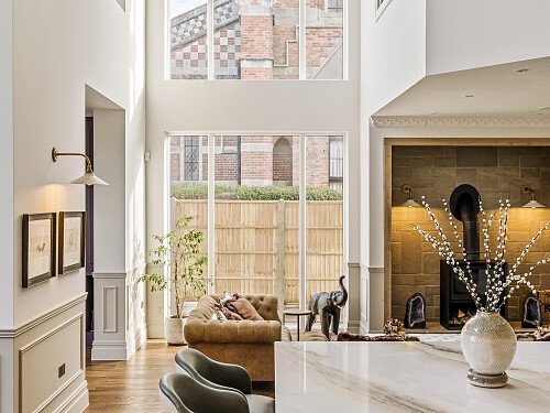 New Church Road, 77-036