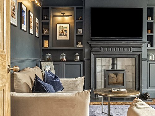 New Church Road, 77-040