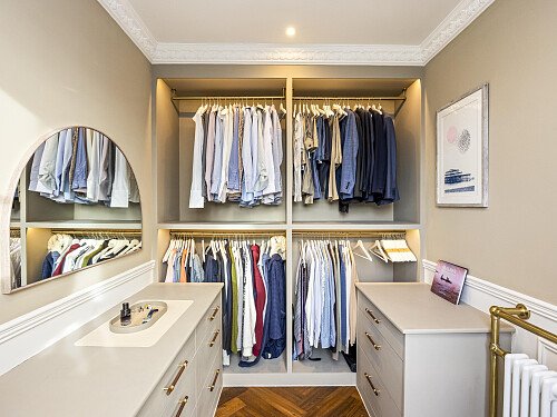 New Church Road, 77-018