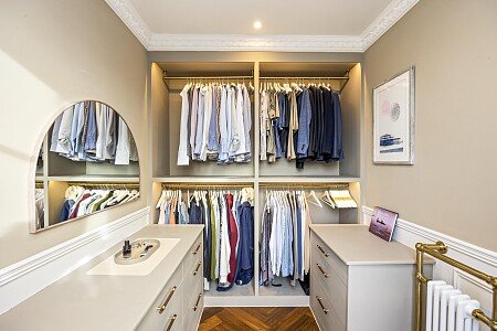 New Church Road, 77-018