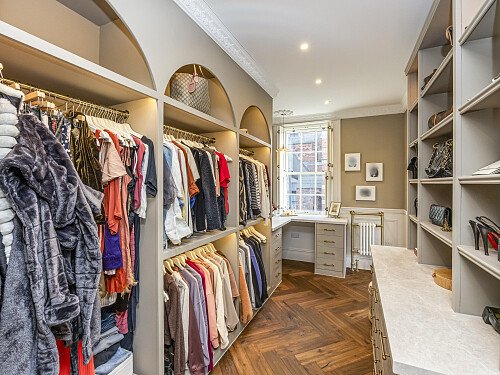 New Church Road, 77-019