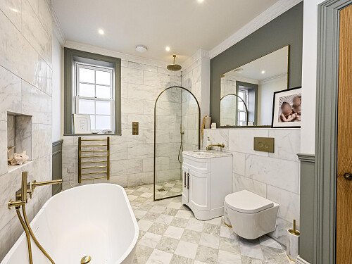 New Church Road, 77-012