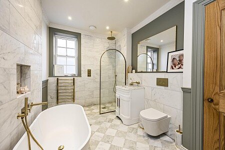 New Church Road, 77-012