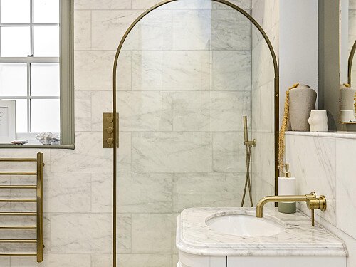 New Church Road, 77-011