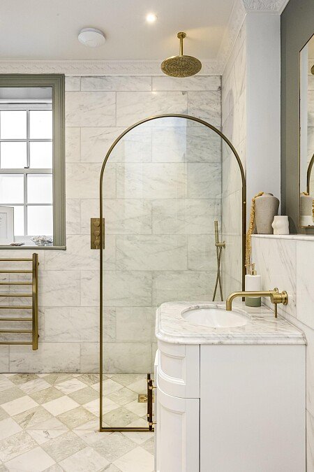 New Church Road, 77-011