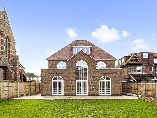 New Church Road, 77-048