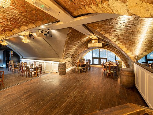 Attic-Ballroom-and-Study-Bar-1