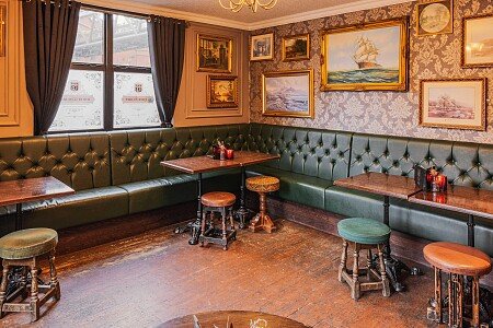 Victorian-Drinking-Parlour-3