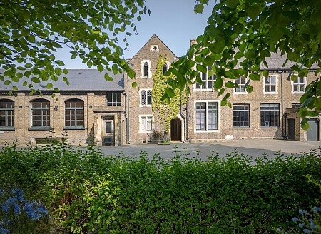 The_Organ_Factory_Front_Summer