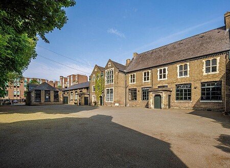 TheOrganFactory_forecourt_fromEast