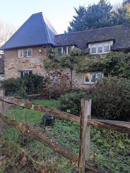 PXL_20251130_121437353