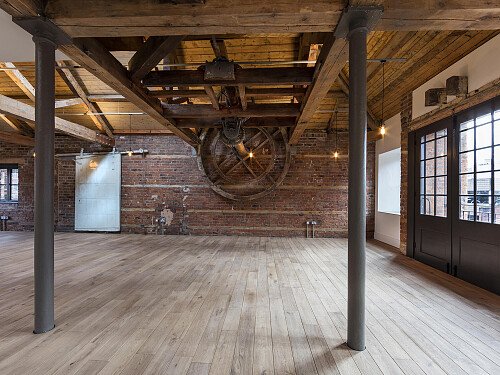 W_Boss_Top_Floor_Wheel2jpg