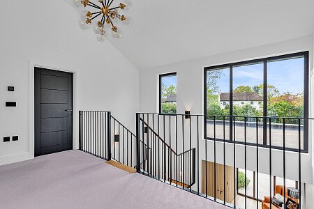 9 Parkside Close -35