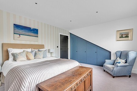 9 Parkside Close -45