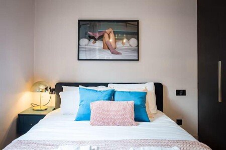 2c777278-7479-4db7-9cae-c8fd820be7a0 (1)