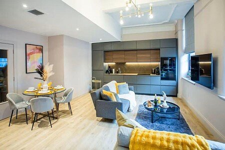 7a5074f7-3959-4ffb-8e05-cfeeaa474e4c