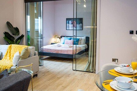 efa4a34d-8a3a-403a-9840-410b360ac5ef