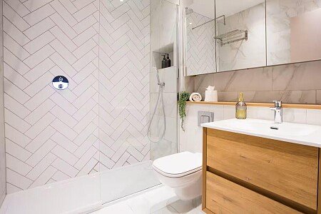 e6186831-0165-425b-932d-861a28d3009c