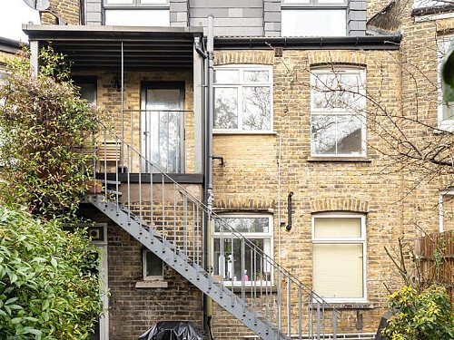 fGyjvCbrZkezZUBCnYoTcA