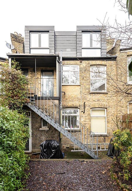 fGyjvCbrZkezZUBCnYoTcA