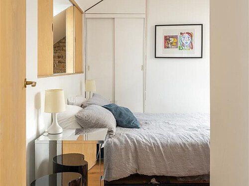 8ui338aICUi_h15dP7NXqg