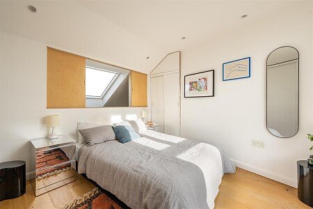 iVqWaLwm-EKPfjYCTaaRjQ