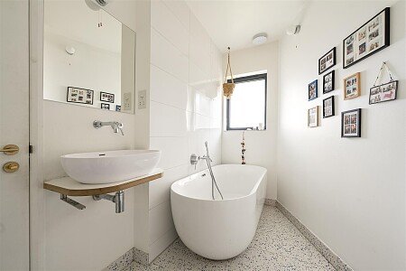 CO6kCBGdmE2XCN_nNM_WJg