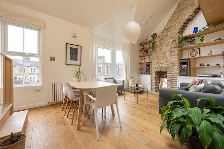 DeUIf0j9xESiac-CoS_a3Q-2