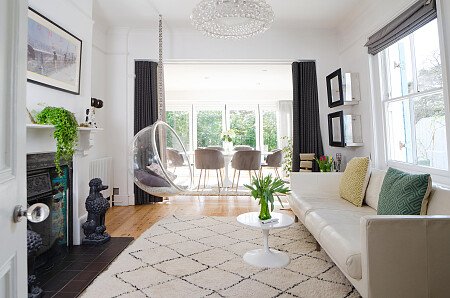 012_LivingRoomToDining