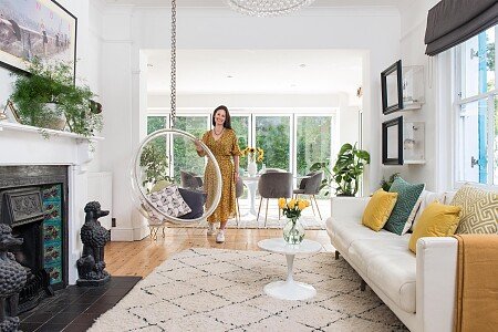 015_LivingRoomToDining_bubblechair