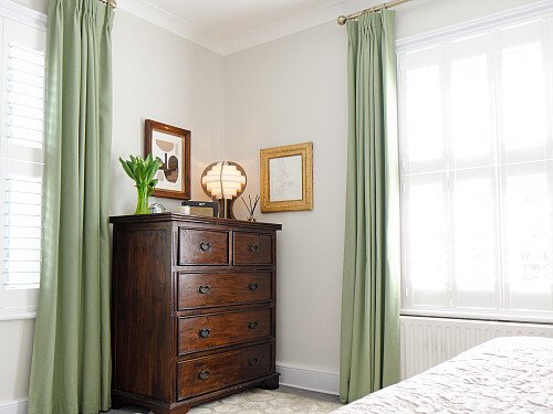 038_StripeyBedroom_chest