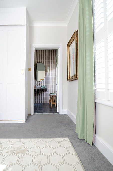 040_StripeyBedroomToBathroom