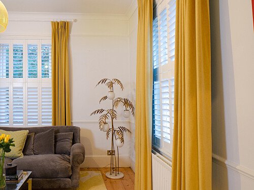 053_SittingRoom_sofa_portrait