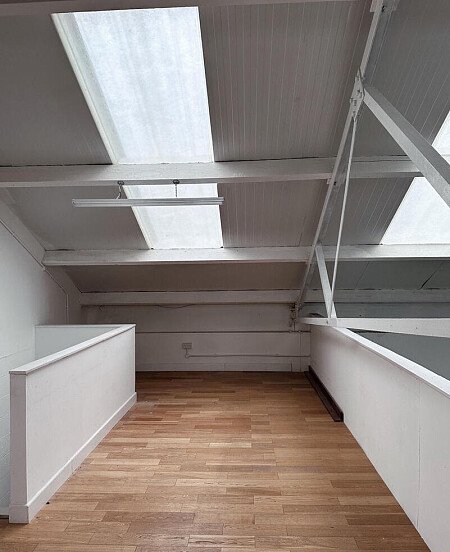 2DB9348A-0033-4520-9721-45CFD6F00D3A_1_105_c