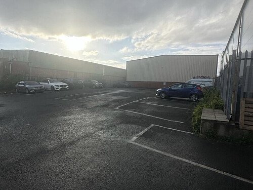 A3E863AE-5F2D-47D8-B5E8-70D8BAB736D3_1_105_c