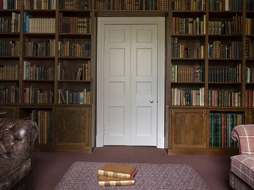 broich-house-library-A27.3