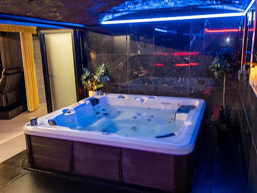 Hideaway Hive Final-56-1280