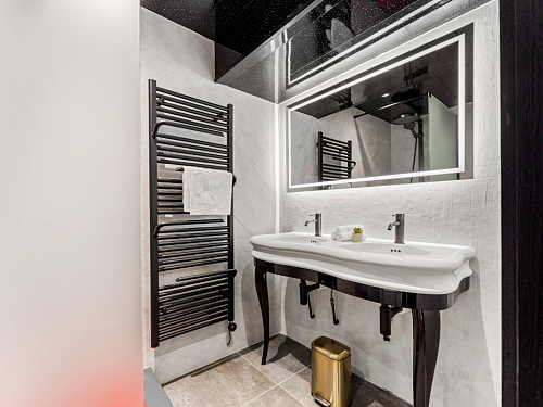 Hive page images 1200x800 (9)