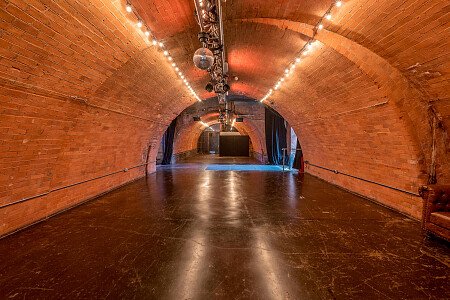 Kachette_Venue-2000px-4O0A7776