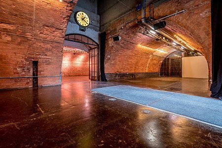 Kachette_Venue-2000px-4O0A8247